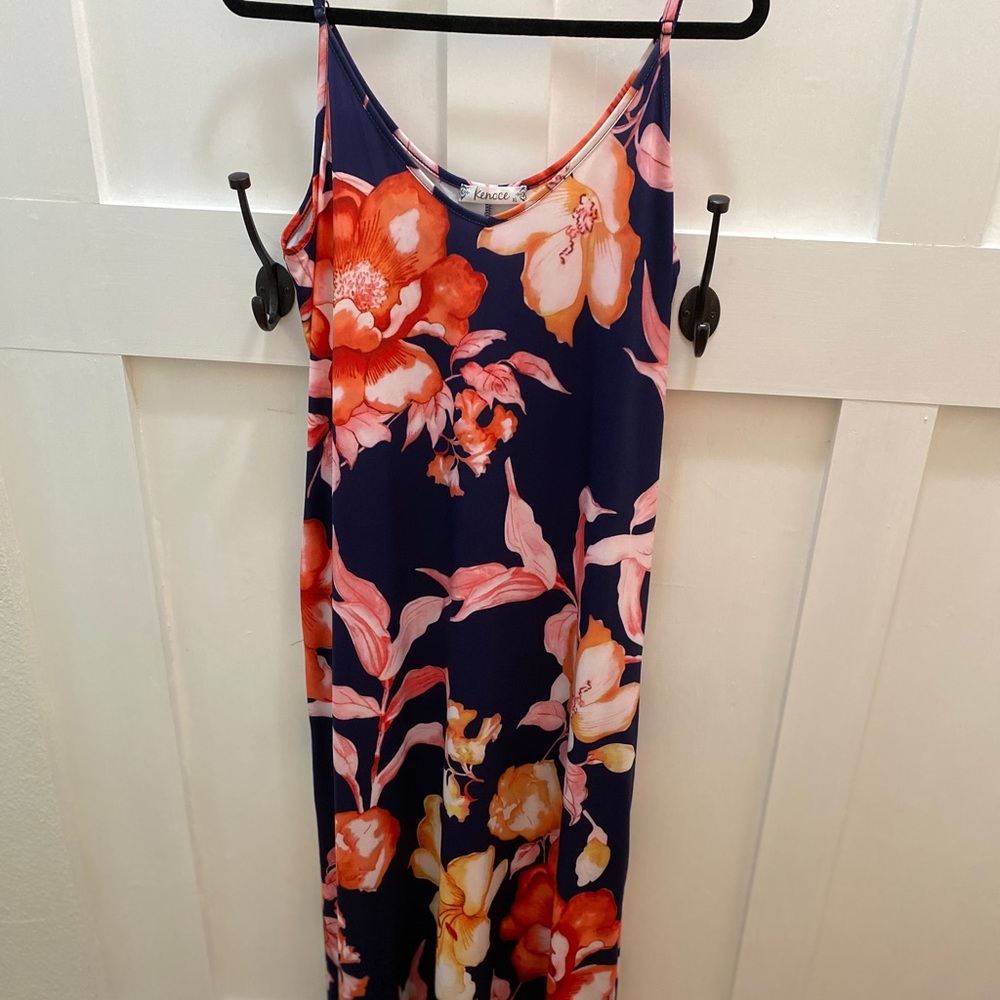 NWT floral Sundress with pockets